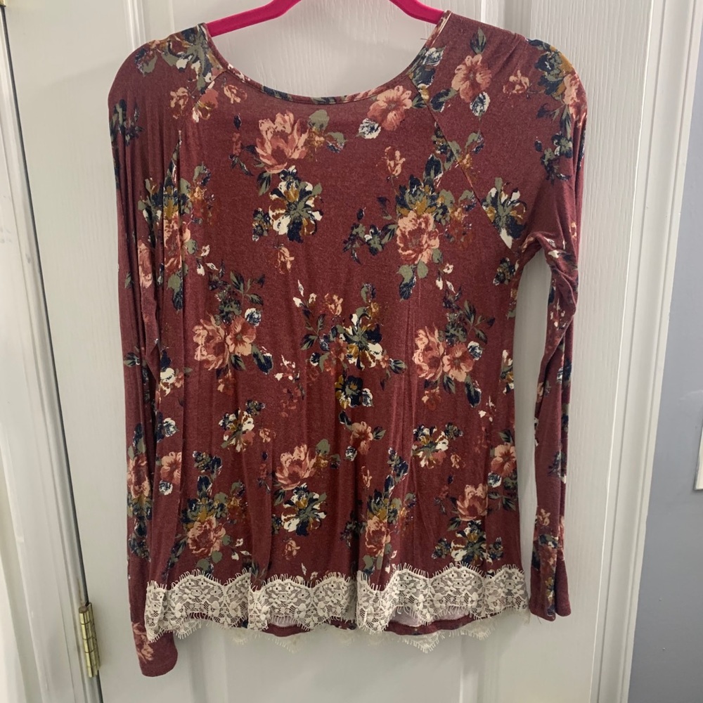 Floral top with lace trim